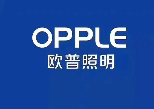 银行内部系统界面，显示数据分析图表，现代化UI设计，专业金融软件界面